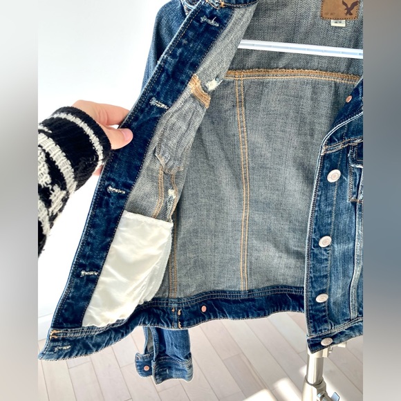 A&E Distressed Jean Jacket - XS - Blue - Picture 8 of 11
